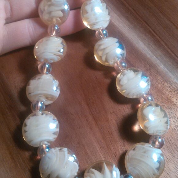 Champagne Color Murano Glass Beaded Silvertone Brass Necklace (20 to 22 Inch) - Picture 8 of 15